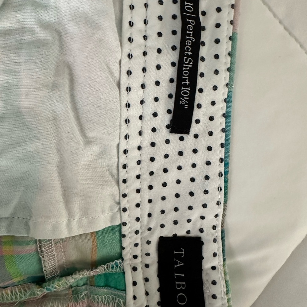 Talbots Green and Blue Madras Plaid Flat Front Women’s Shorts - Picture 5 of 7